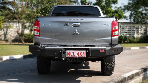 Triton MQ 2015-2019 022-01 Rocker Rear Bar Package (สีแผ่นอลูมิเนียมกันลื่น: สีอลูมิเนียม) 2